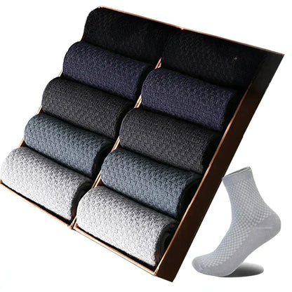 4x Pairs of Bamboo Premium Socks - Boxhero